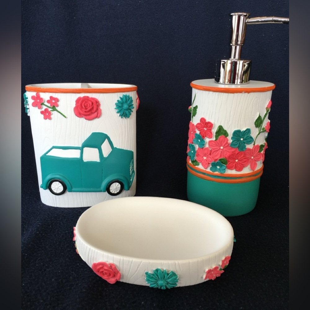 3 Piece Floral Bathroom Accessory Set New in Boxes